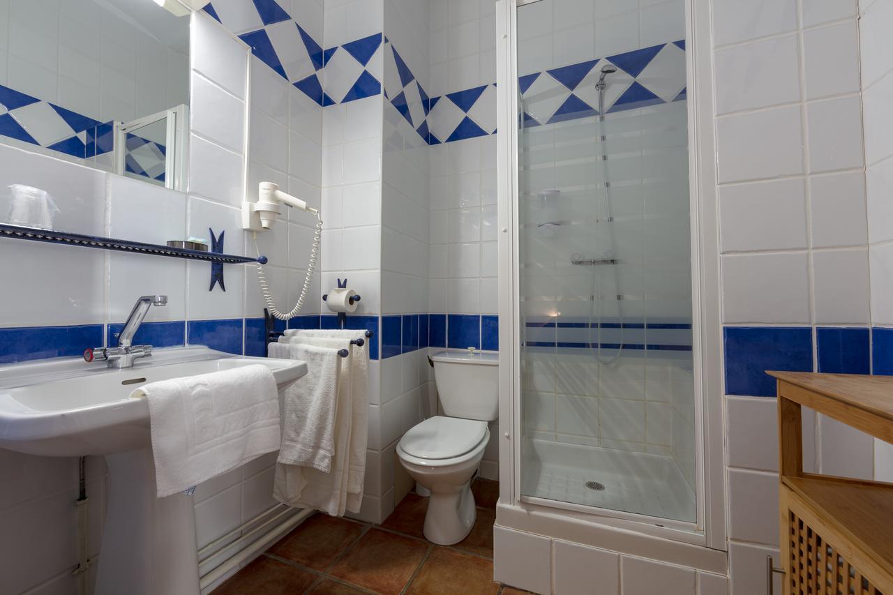 Hotel Carmel Les Vans Quarto foto